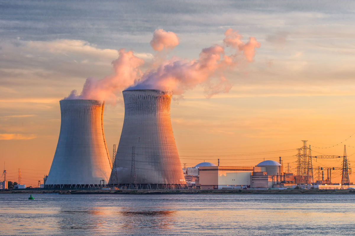 Les coûts du nucléaire revus à la baisse : Impact pour les consommateurs ?